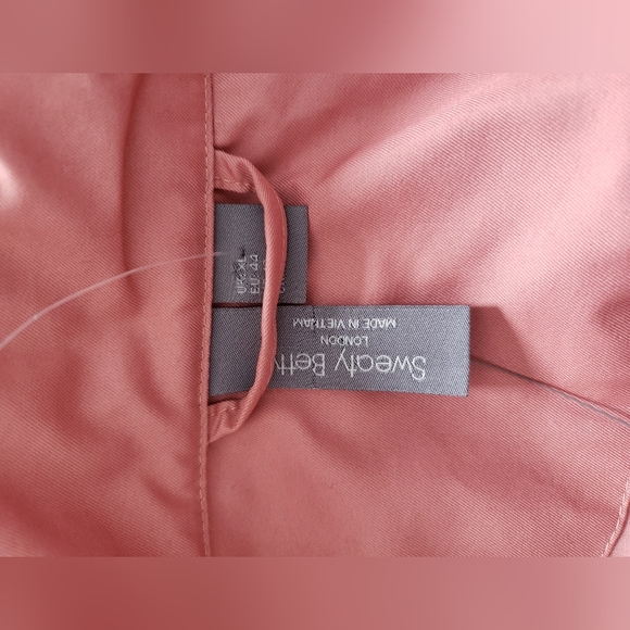 Sweaty Betty cropped version of a trench coat new with tags 12 - Picture 5 of 13